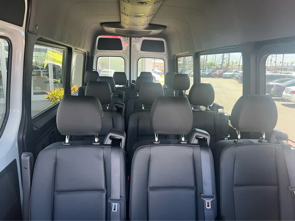 2025 Mercedes-Benz Sprinter 2500 High Roof I4 Diesel HO 170" RWD