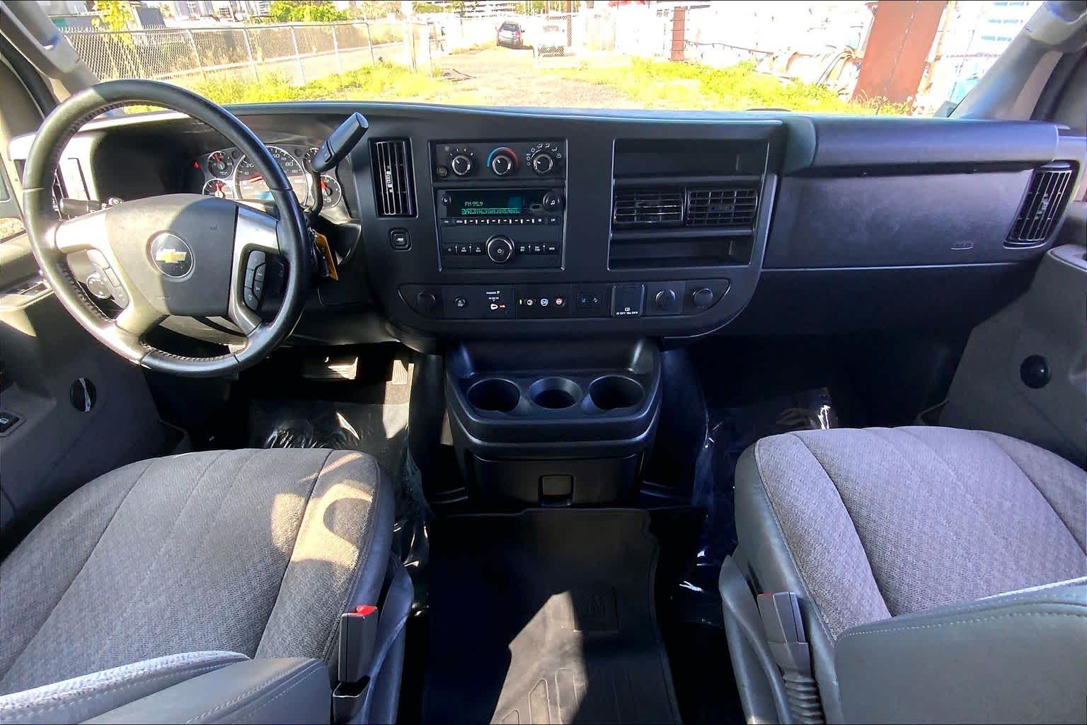 2019 Chevrolet Express LT