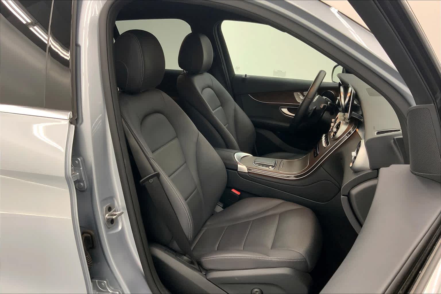 2022 Mercedes-Benz GLC 300 SUV