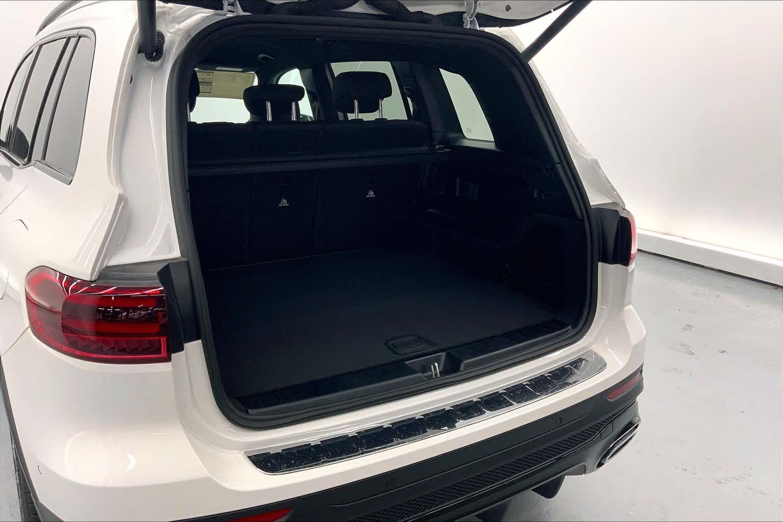 2026 Mercedes-Benz GLB 250 SUV