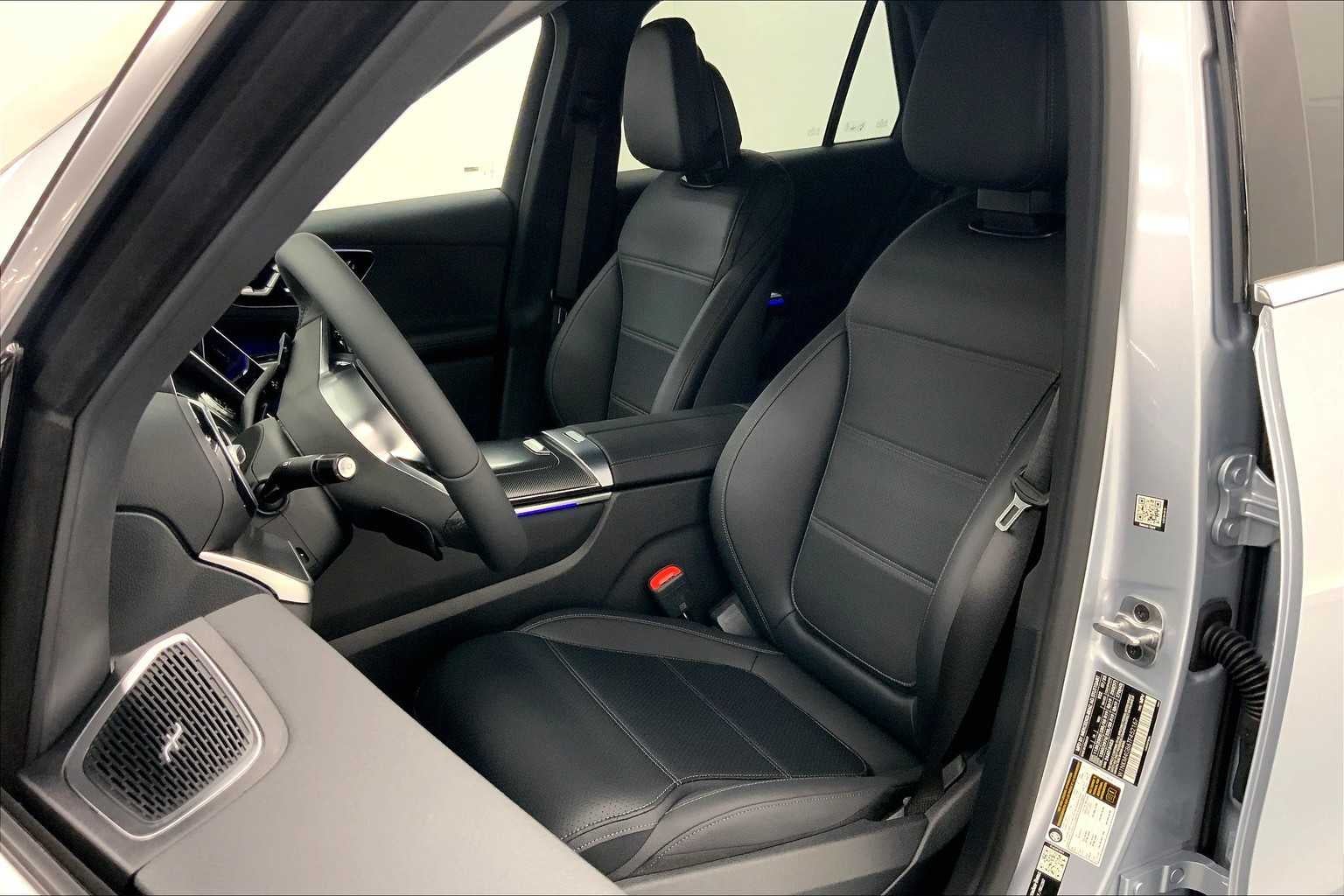 2026 Mercedes-Benz GLC 300 SUV