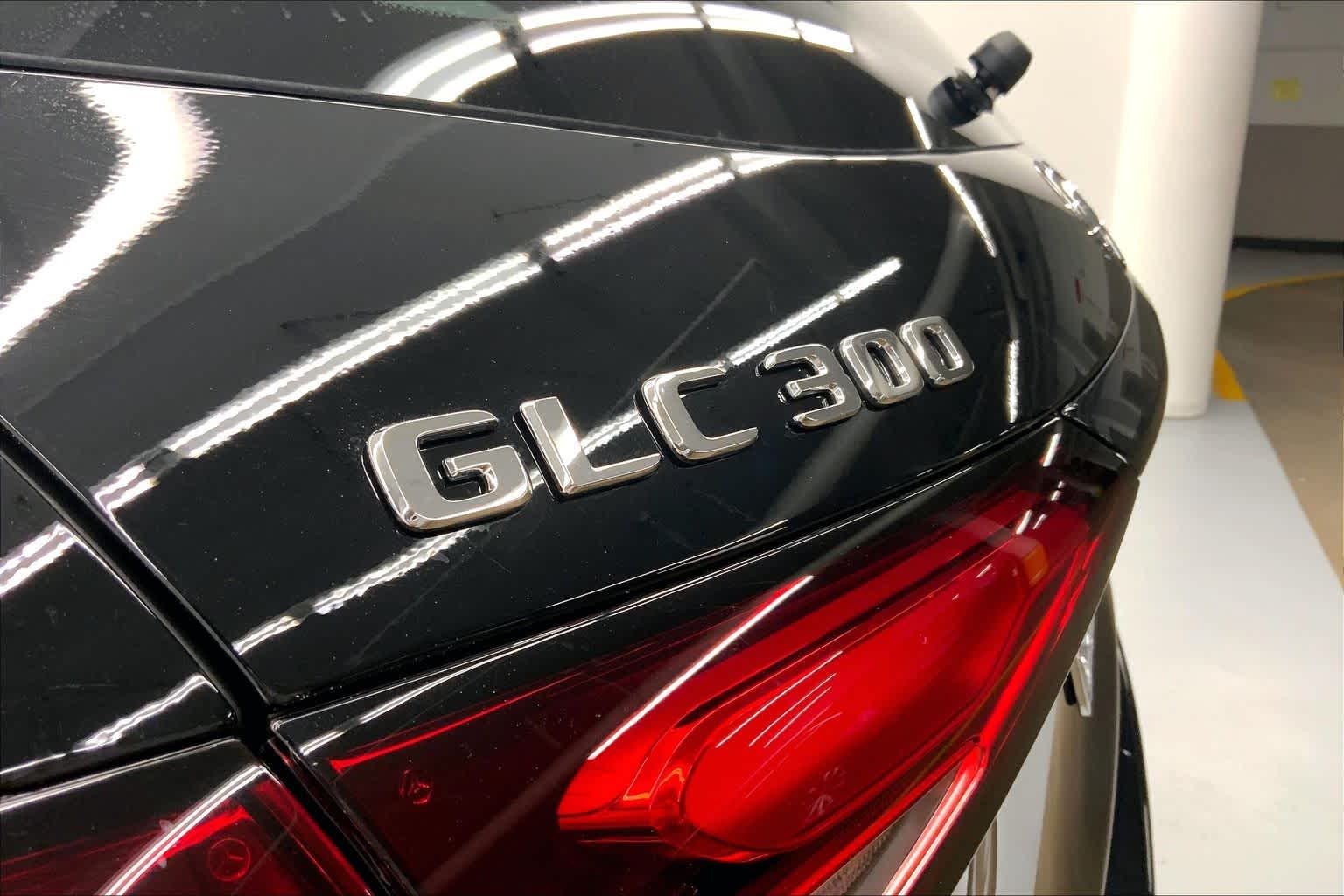 2026 Mercedes-Benz GLC 300 SUV