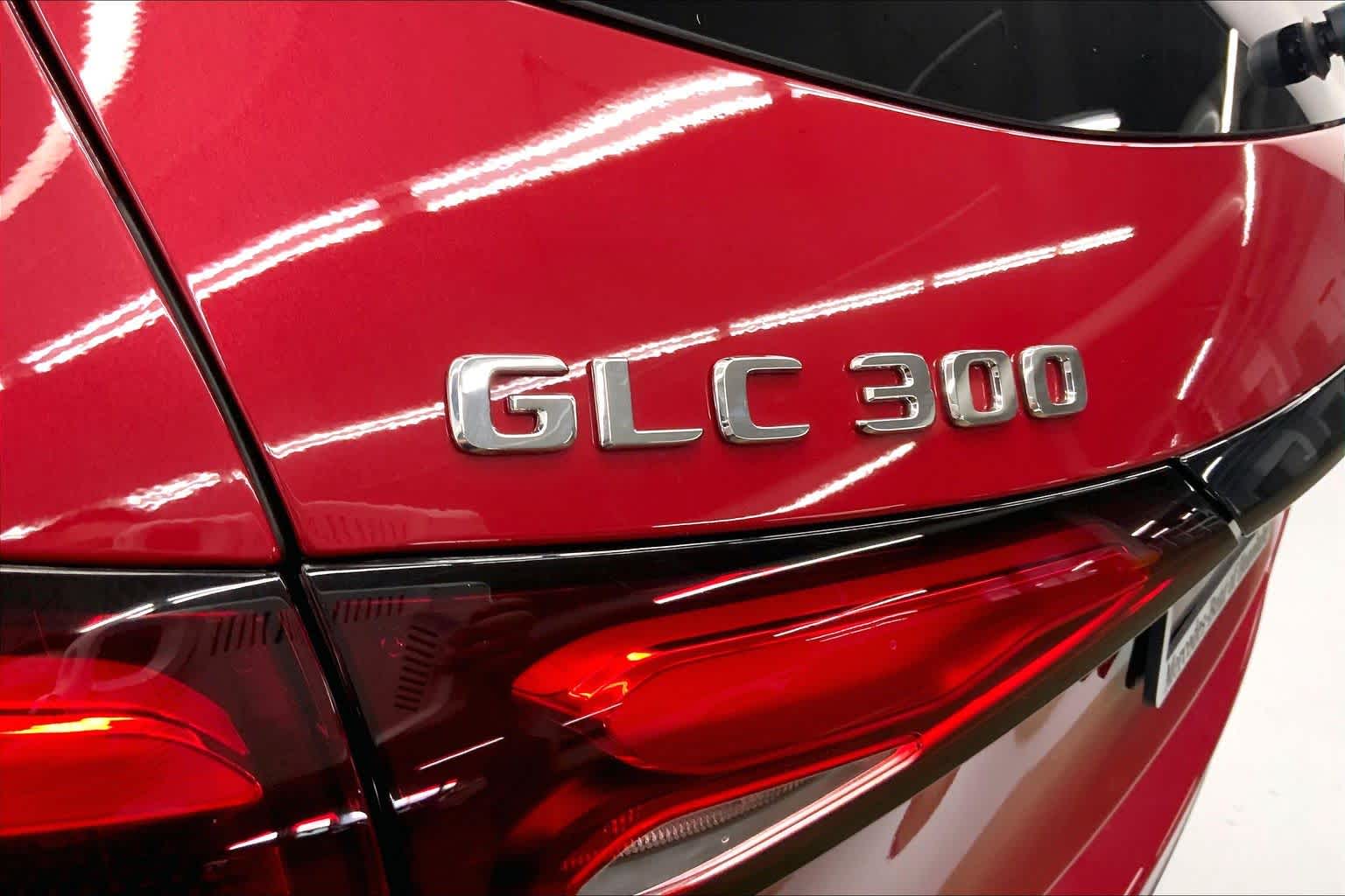 2026 Mercedes-Benz GLC 300 SUV