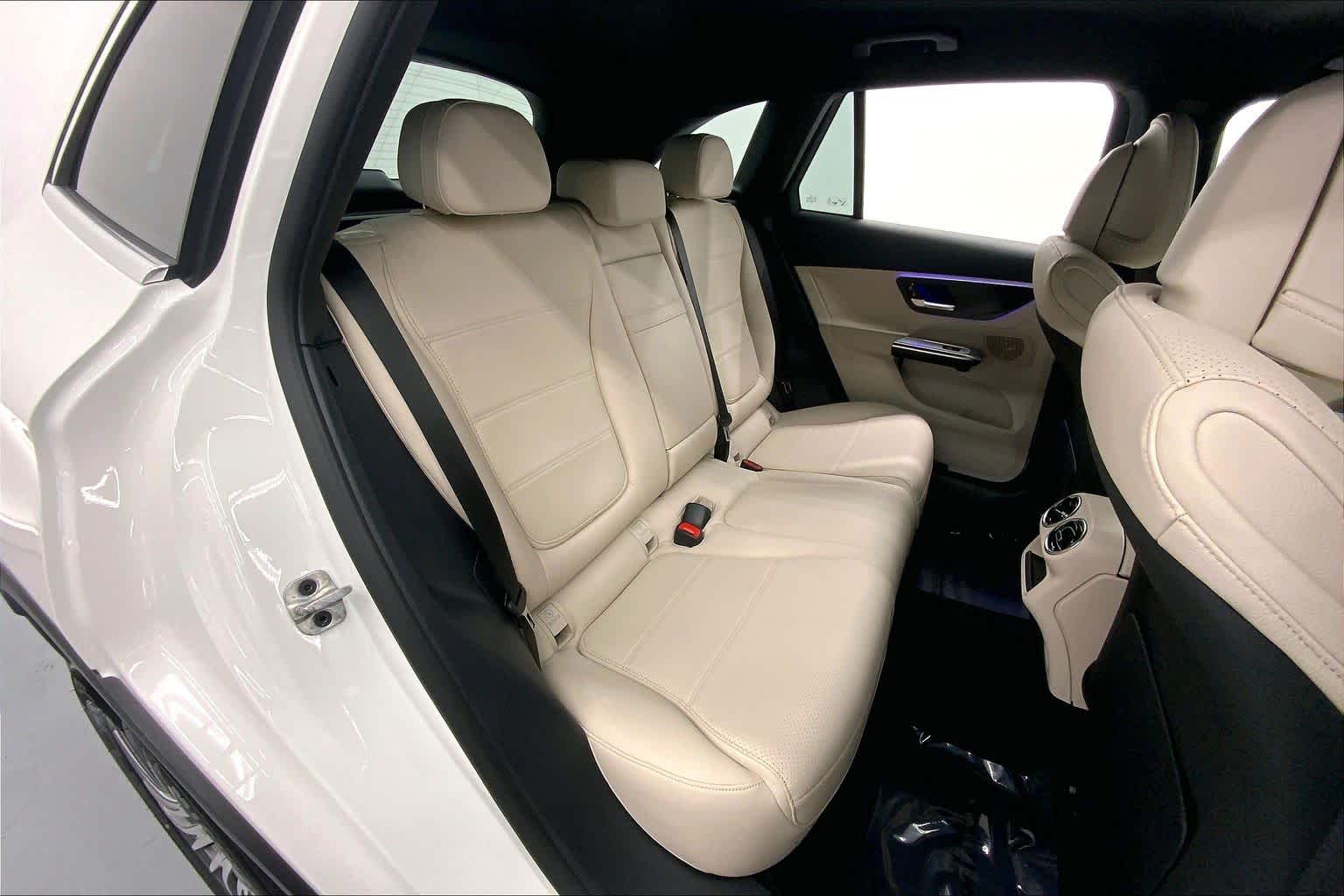 2026 Mercedes-Benz GLC 300 SUV