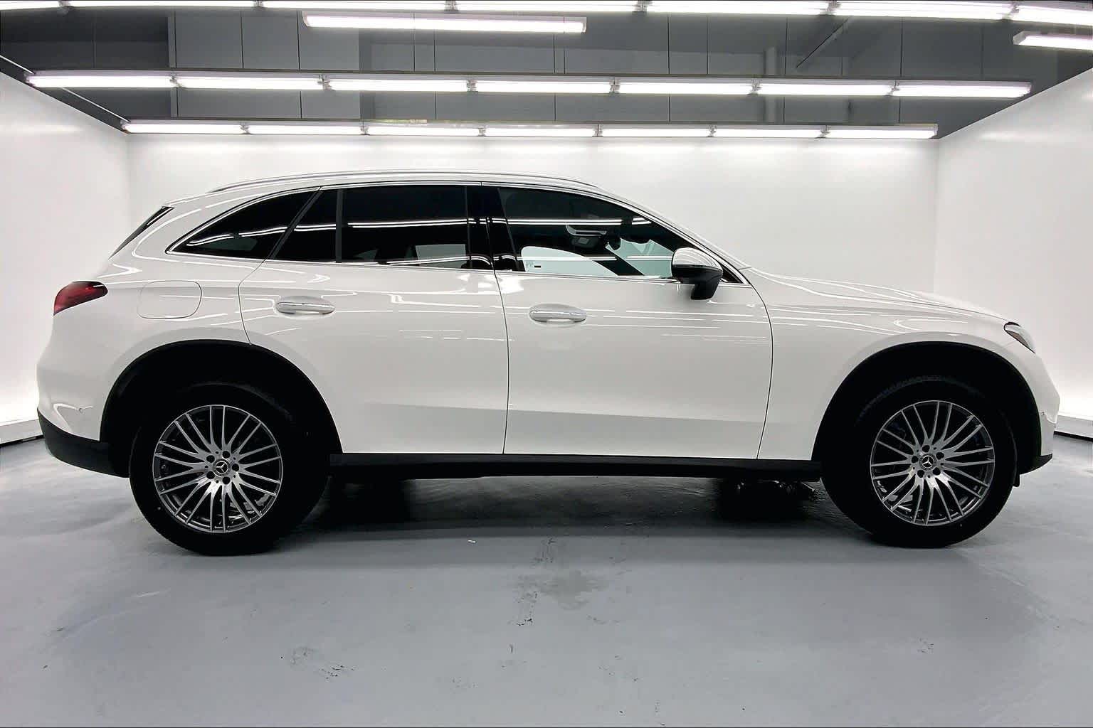 2026 Mercedes-Benz GLC 300 SUV