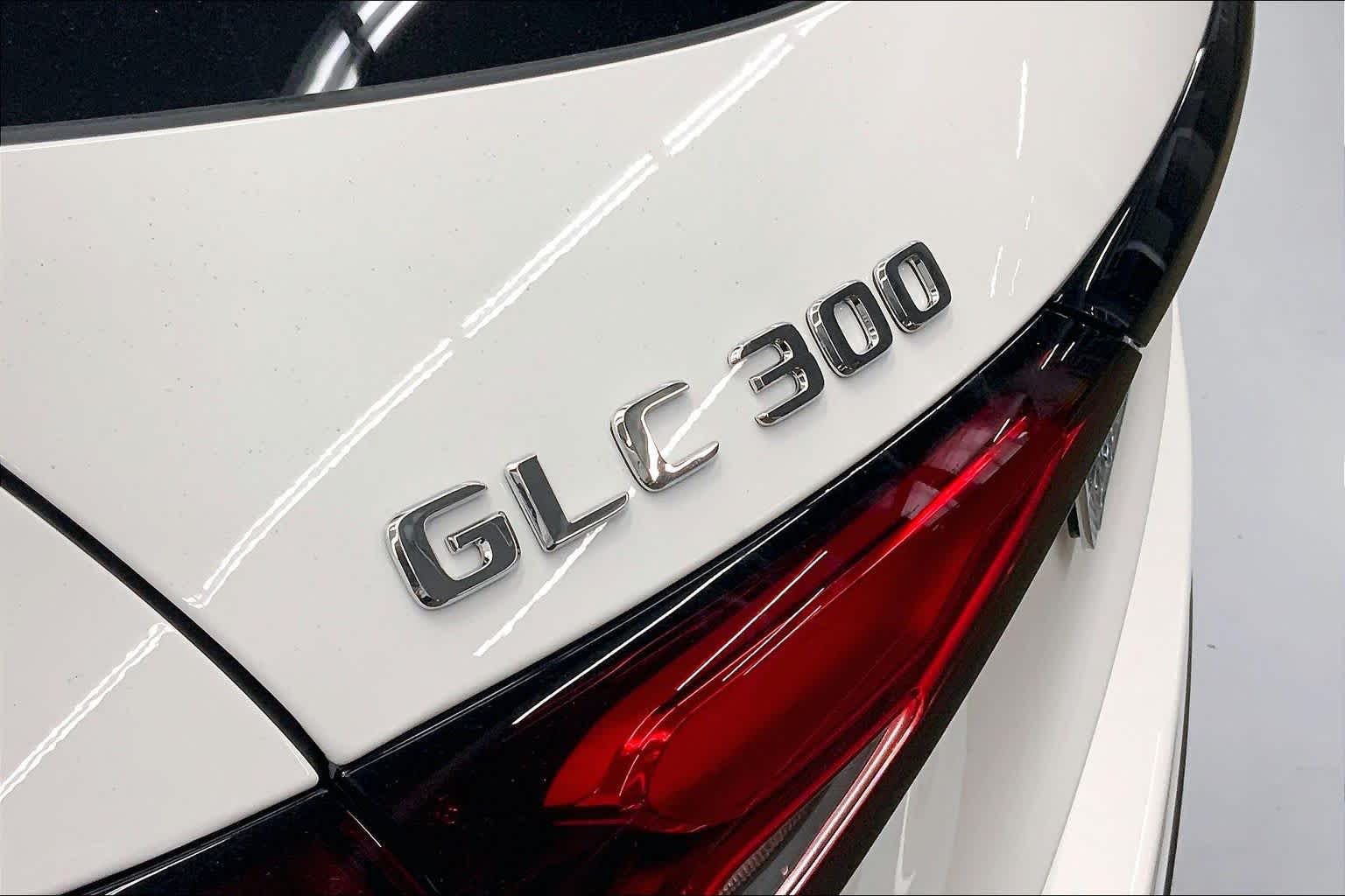 2026 Mercedes-Benz GLC 300 SUV