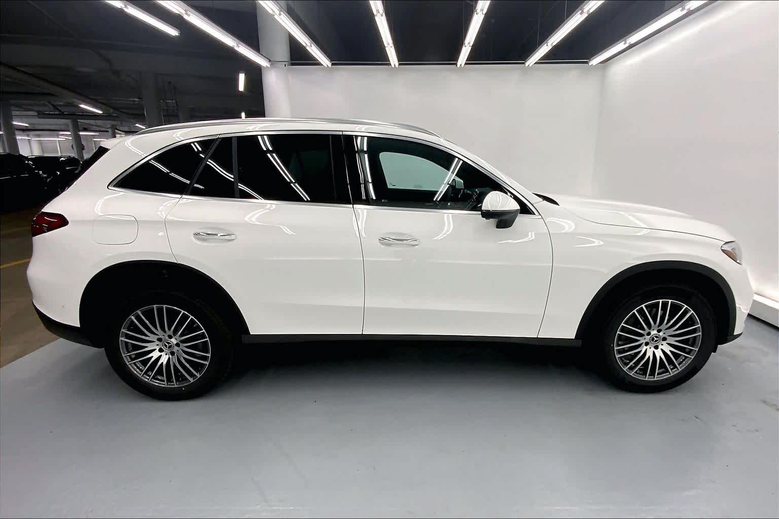 2026 Mercedes-Benz GLC 300 SUV
