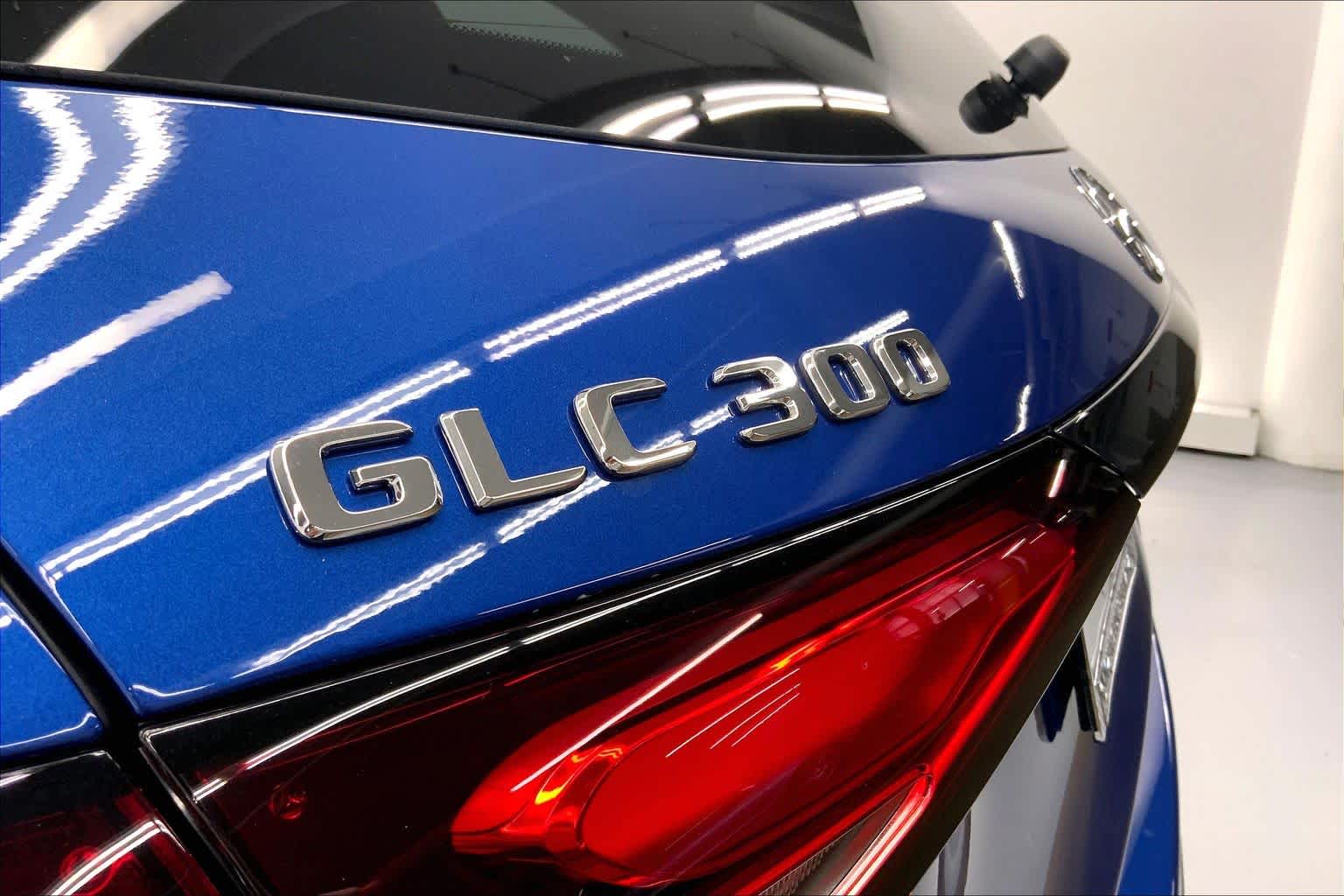 2026 Mercedes-Benz GLC 300 SUV