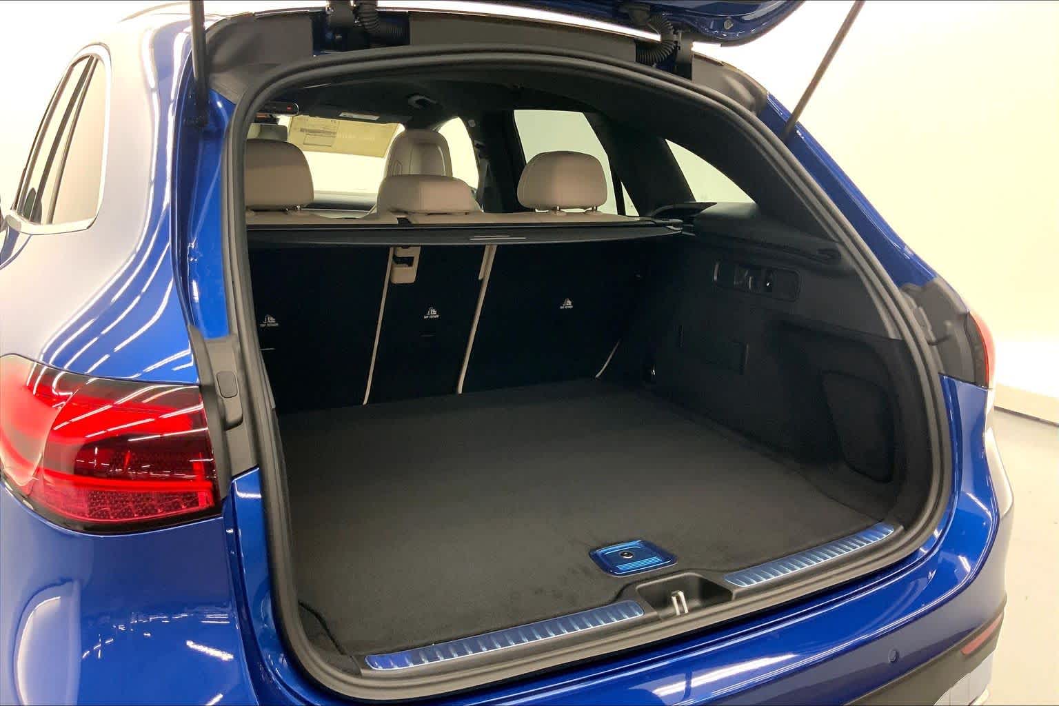 2026 Mercedes-Benz GLC 300 SUV