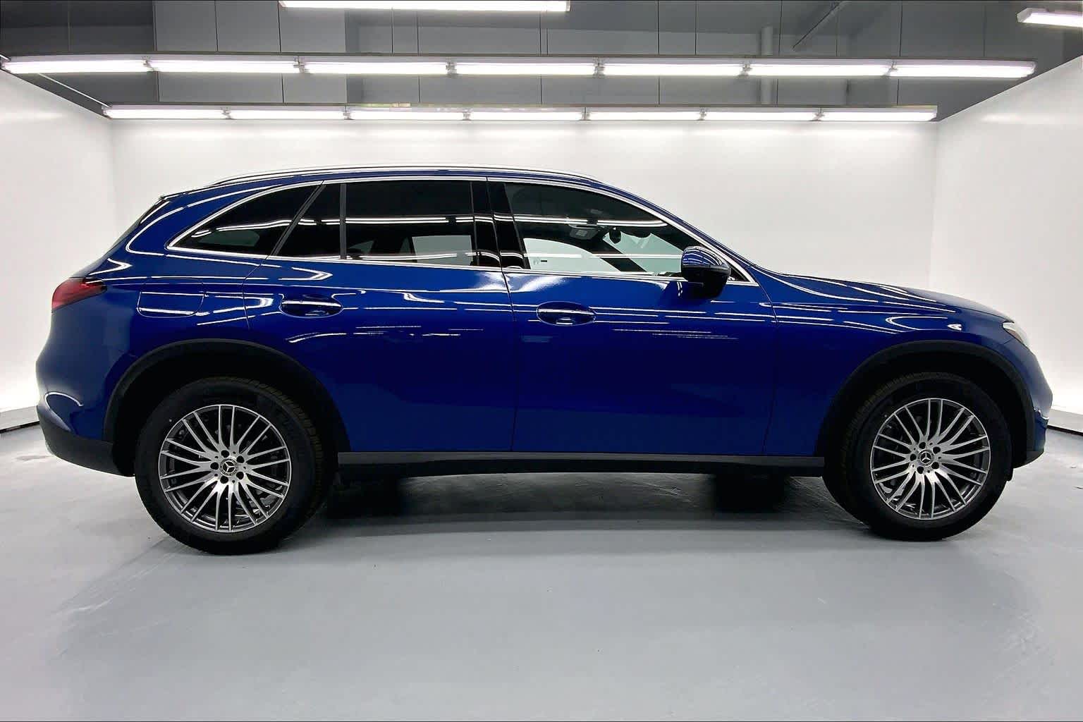 2026 Mercedes-Benz GLC 300 SUV