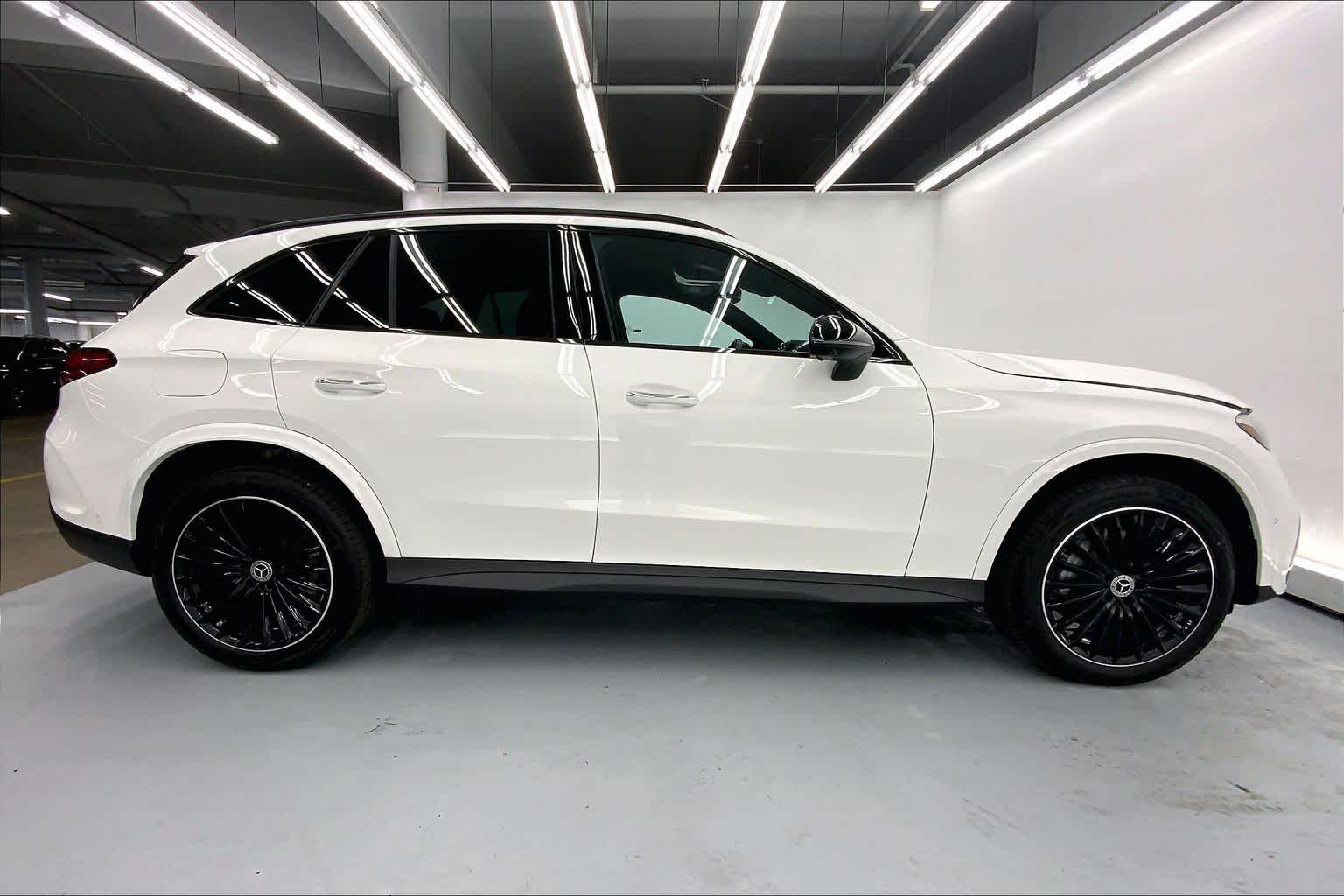 2026 Mercedes-Benz GLC 300 SUV