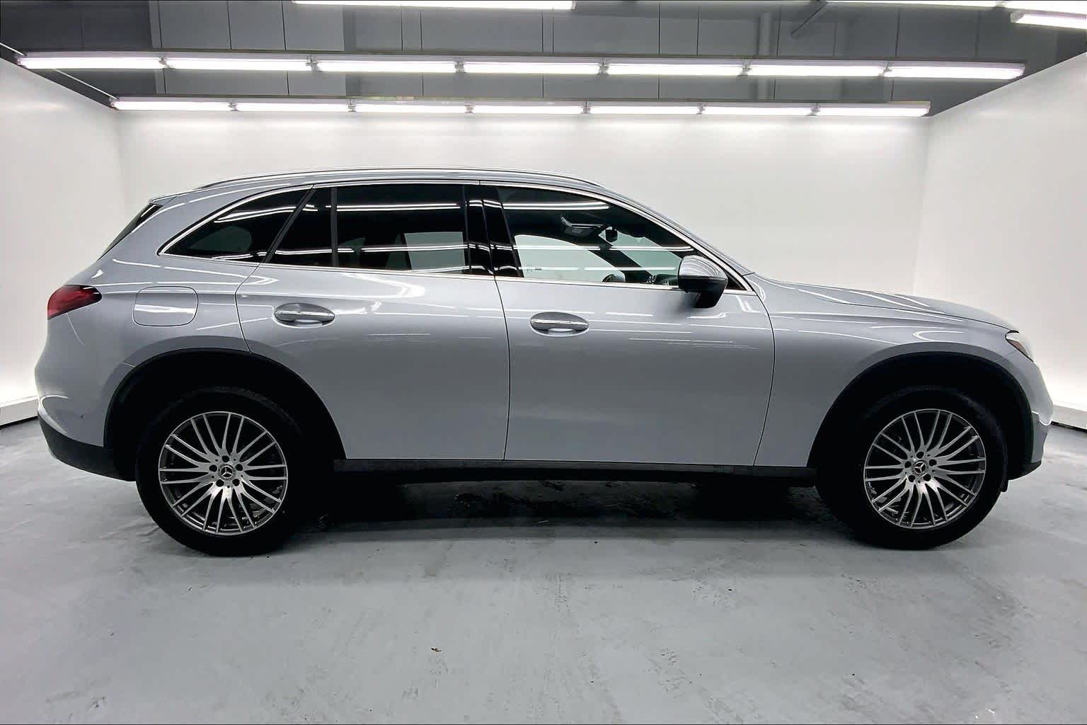 2026 Mercedes-Benz GLC 300 SUV