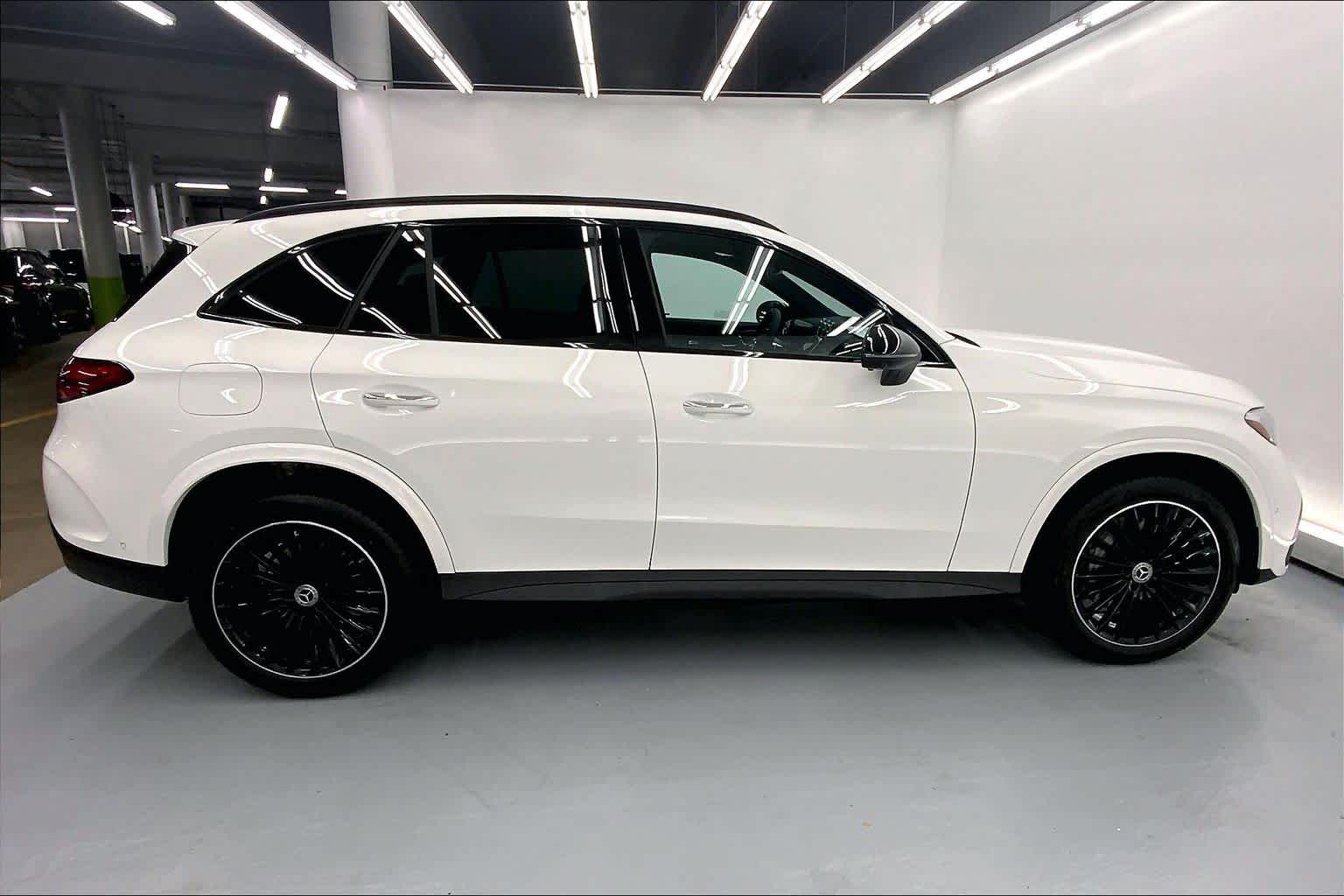2026 Mercedes-Benz GLC 300 SUV