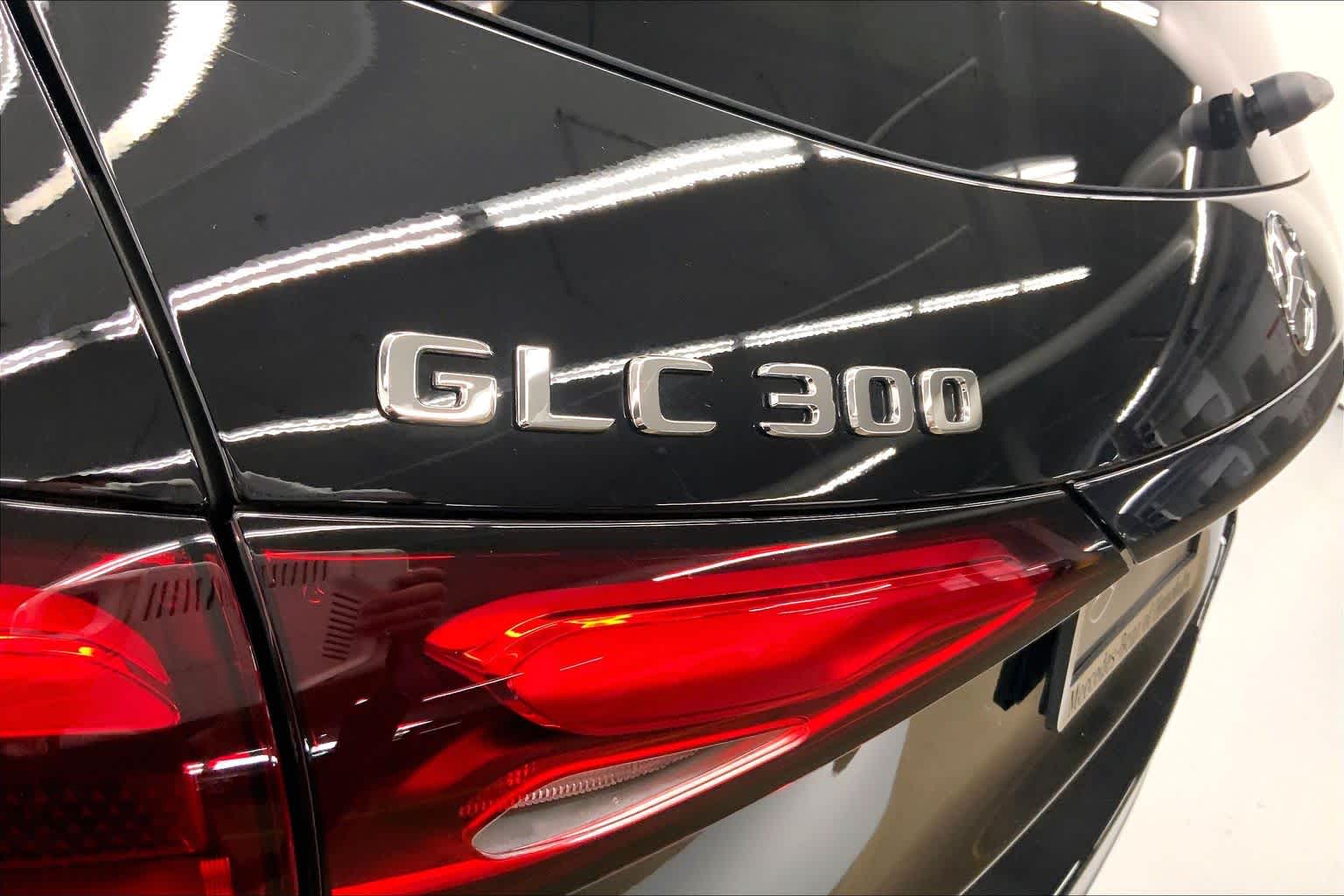 2026 Mercedes-Benz GLC 300 SUV