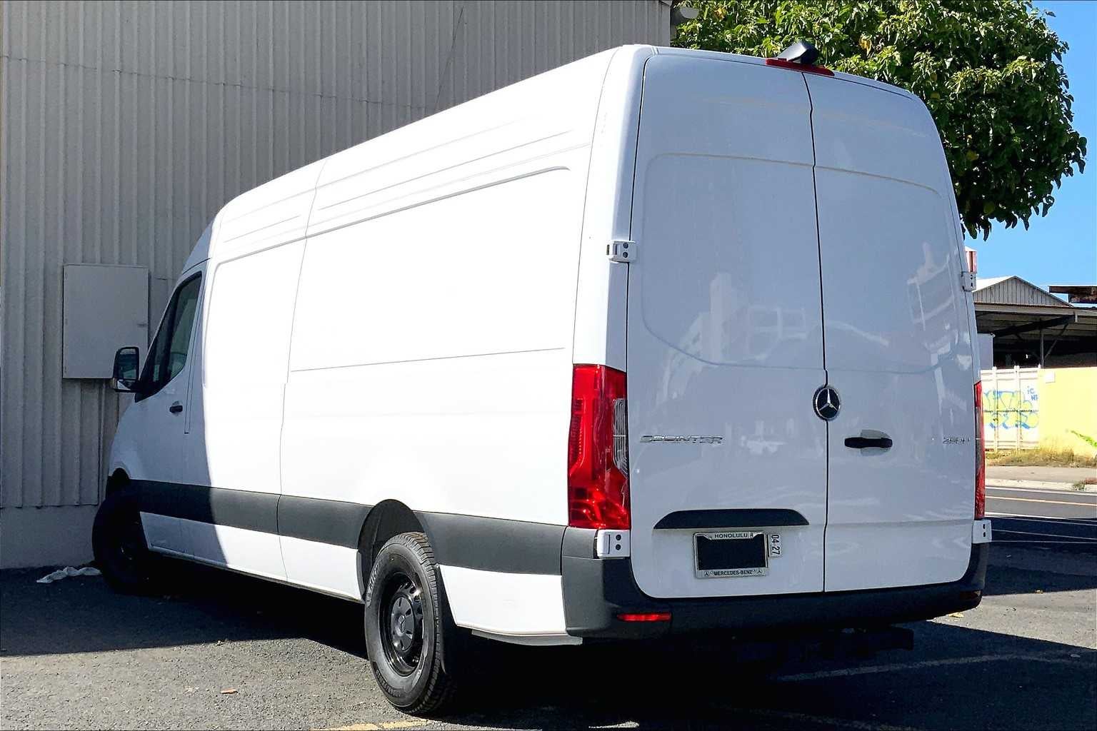 2025 Mercedes-Benz Sprinter 2500 High Roof I4 Diesel 170" RWD