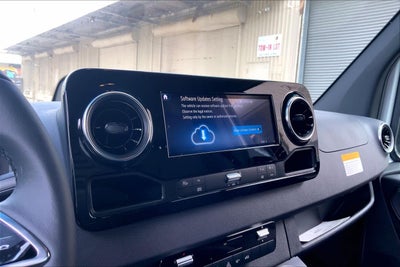 2026 Mercedes-Benz Sprinter 2500 High Roof I4 Diesel HO 144" RWD