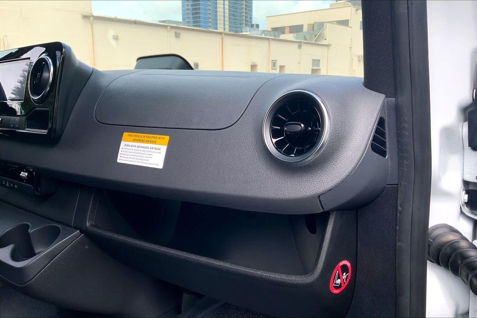 2026 Mercedes-Benz Sprinter 2500 High Roof I4 Diesel HO 144" RWD