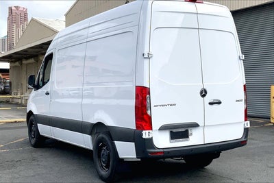 2026 Mercedes-Benz Sprinter 2500 High Roof I4 Diesel HO 144" RWD
