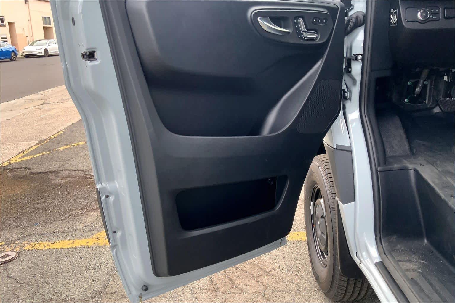 2026 Mercedes-Benz Sprinter 2500 Standard Roof I4 Diesel HO 144" AWD