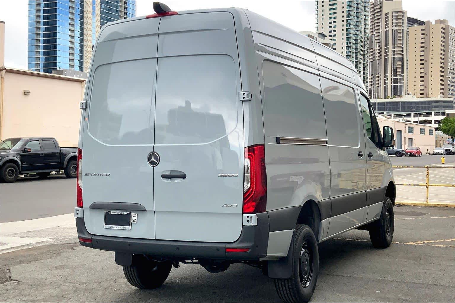 2026 Mercedes-Benz Sprinter 2500 Standard Roof I4 Diesel HO 144" AWD