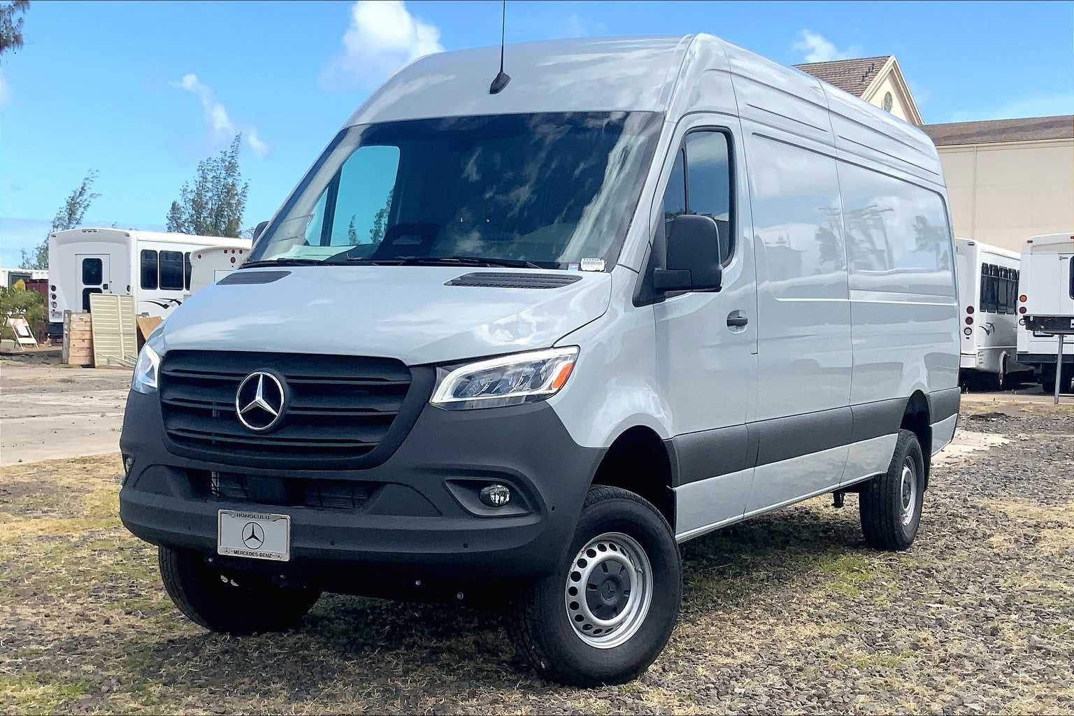 2025 Mercedes-Benz Sprinter 2500 High Roof I4 Diesel HO 170" AWD