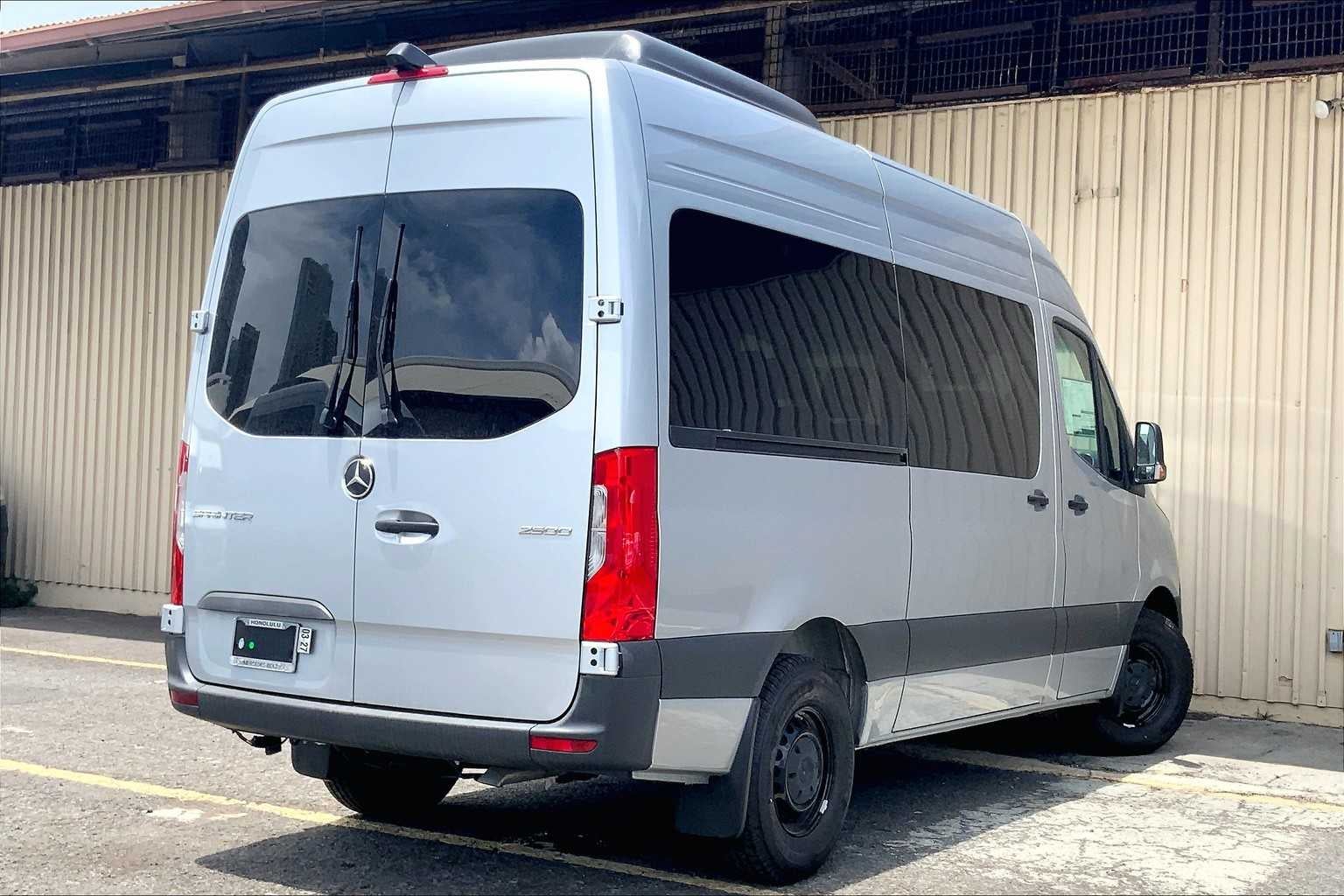 2025 Mercedes-Benz Sprinter 2500 High Roof I4 Diesel HO 144" RWD