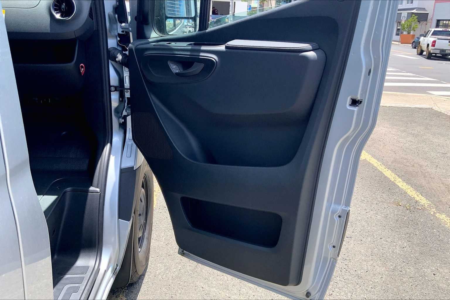 2025 Mercedes-Benz Sprinter 2500 High Roof I4 Diesel HO 144" RWD