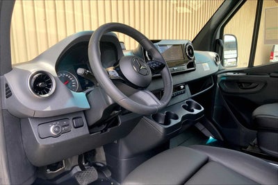 2025 Mercedes-Benz Sprinter 2500 High Roof I4 Diesel HO 144" RWD