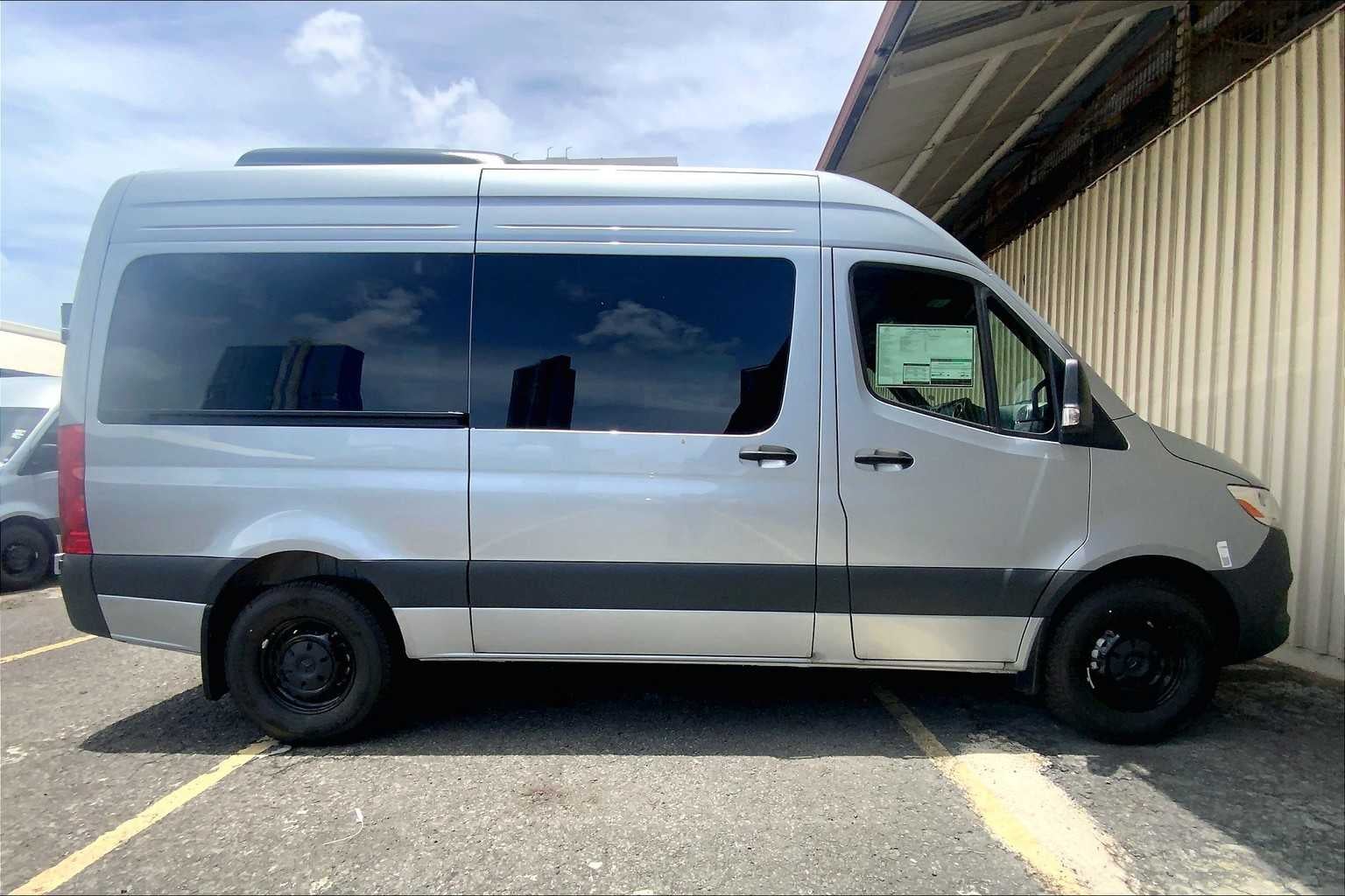 2025 Mercedes-Benz Sprinter 2500 High Roof I4 Diesel HO 144" RWD