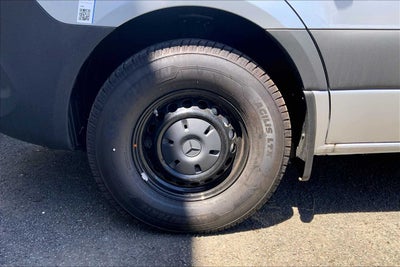 2025 Mercedes-Benz Sprinter 2500 High Roof I4 Diesel HO 144" RWD