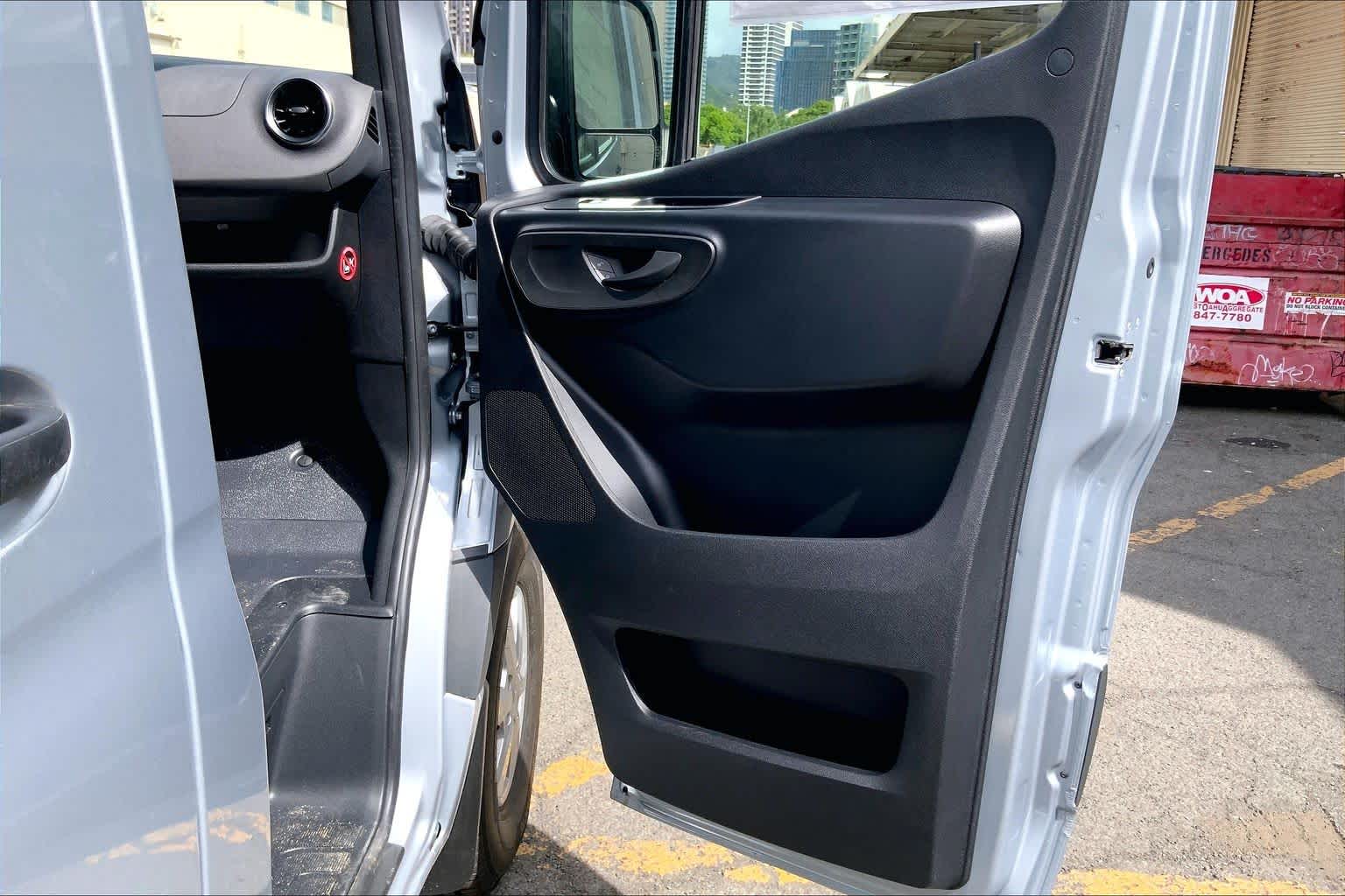 2026 Mercedes-Benz Sprinter 2500 High Roof I4 Diesel HO 170" RWD