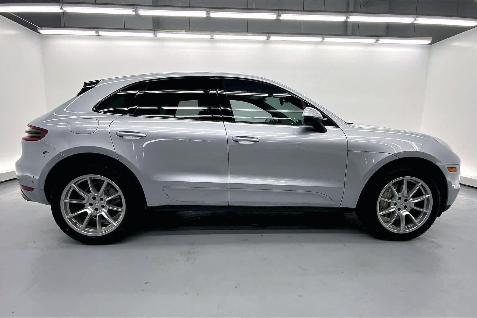 2017 Porsche Macan S