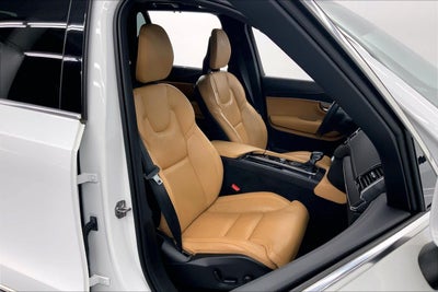 2022 Volvo XC90 Inscription