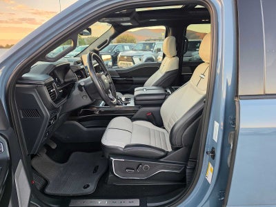 2023 Ford F-150 Lightning Platinum