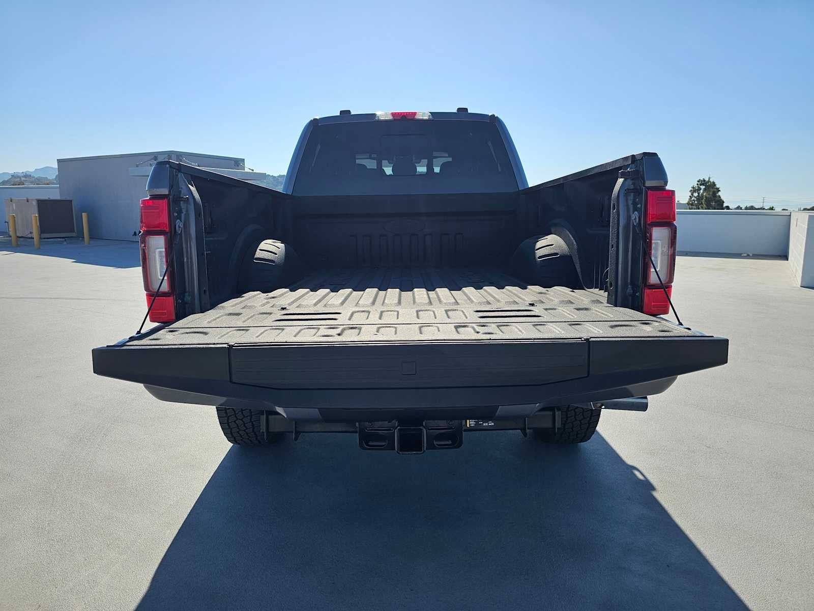 2022 Ford Super Duty F-350 SRW Pickup Platinum