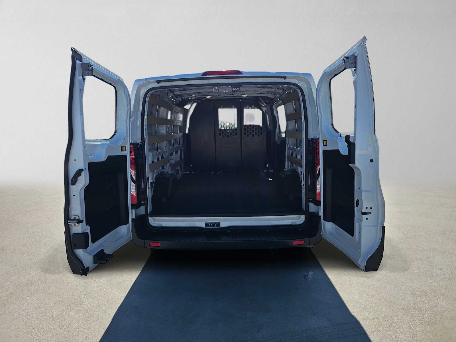 2025 Ford Transit Cargo Van T-250 130" Low Rf 9070 GVWR RWD