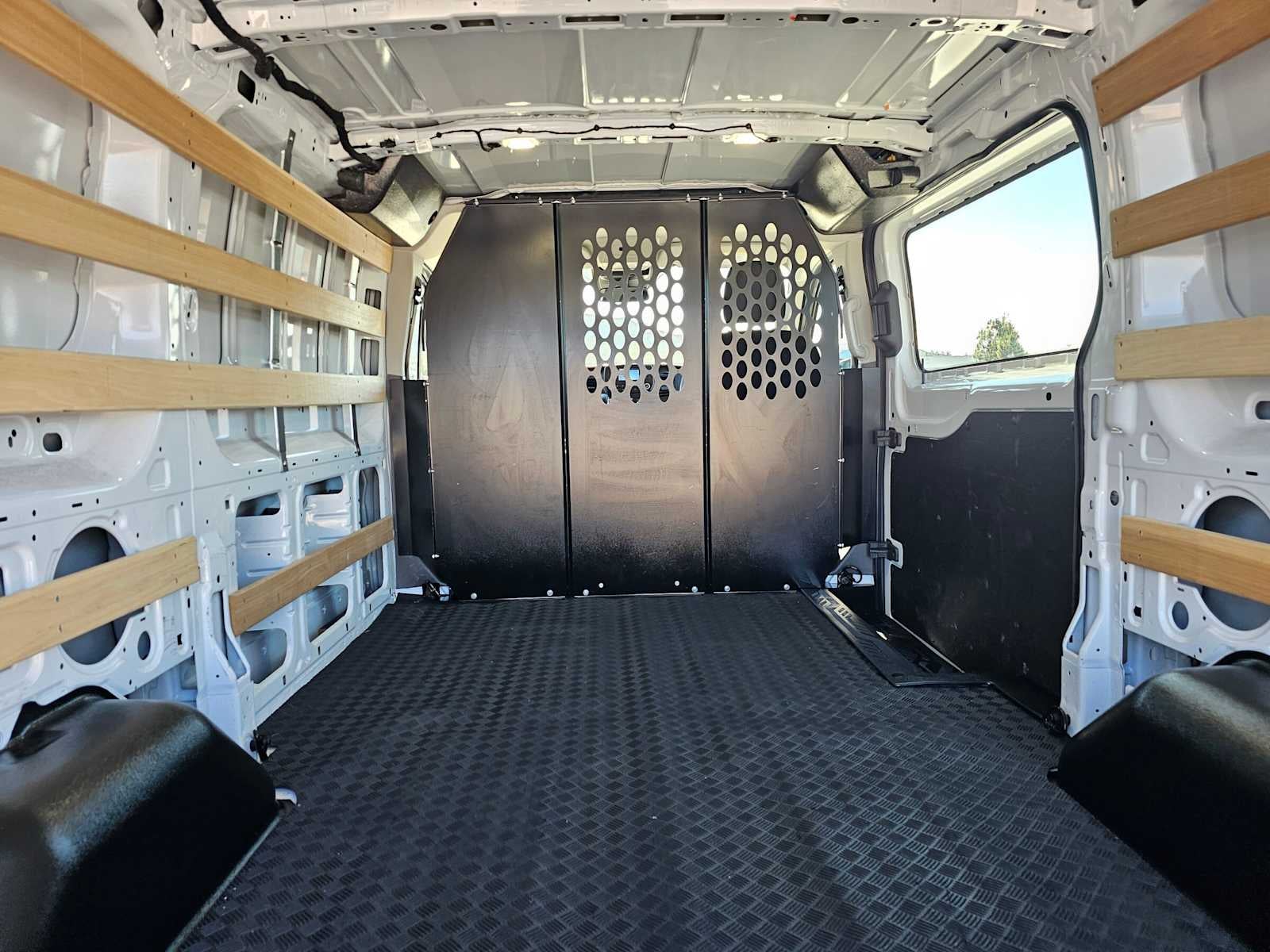 2025 Ford Transit Cargo Van T-250 130" Low Rf 9070 GVWR RWD