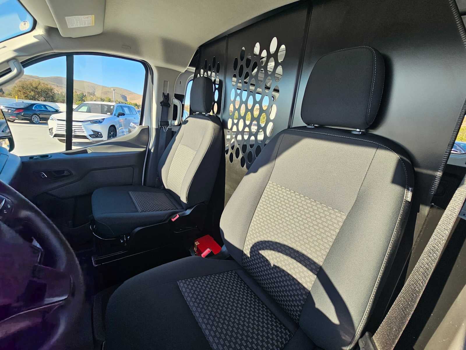 2025 Ford Transit Cargo Van T-250 130" Low Rf 9070 GVWR RWD