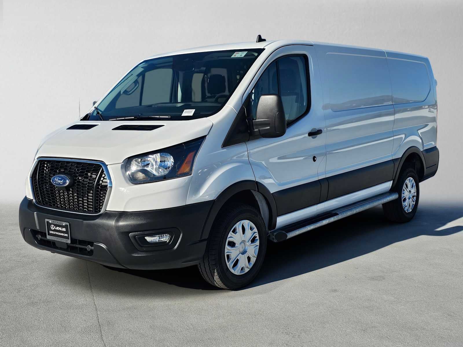 2025 Ford Transit Cargo Van T-250 130" Low Rf 9070 GVWR RWD