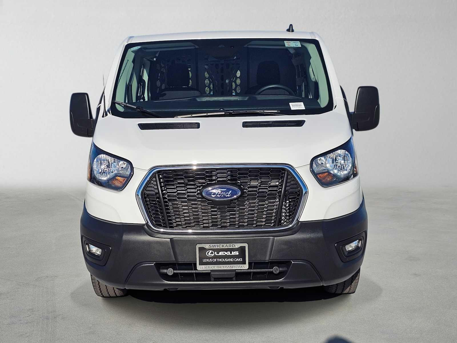 2025 Ford Transit Cargo Van T-250 130" Low Rf 9070 GVWR RWD