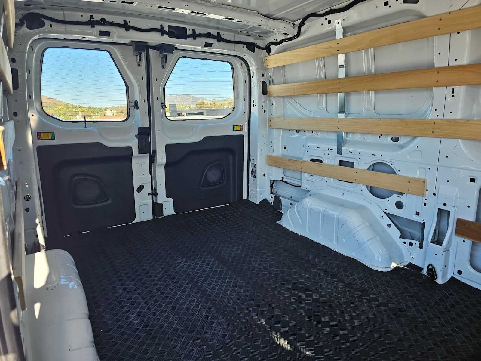 2025 Ford Transit Cargo Van T-250 130" Low Rf 9070 GVWR RWD