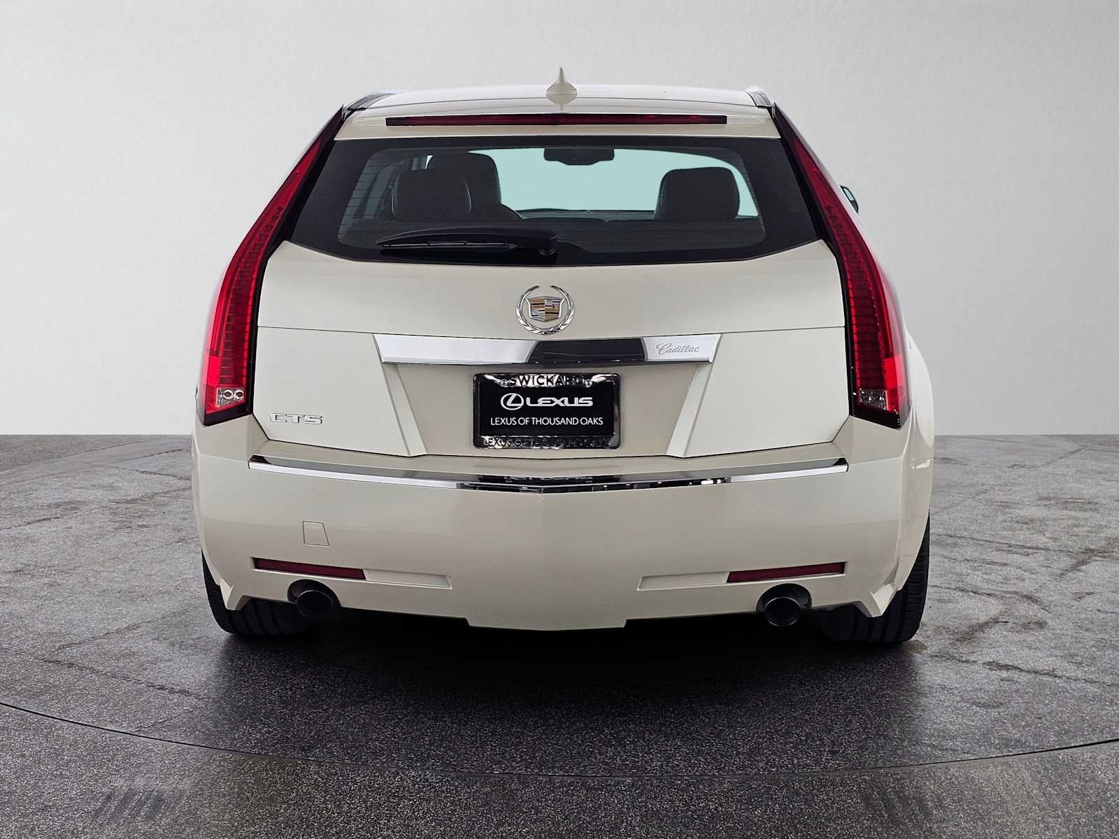 2010 Cadillac CTS Wagon Luxury