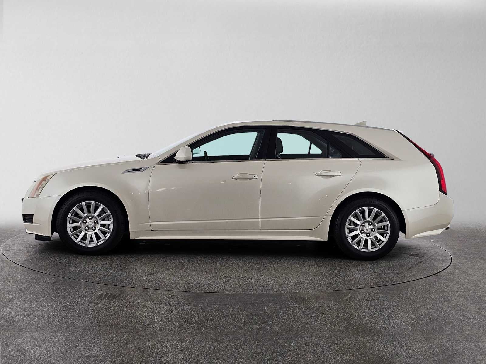 2010 Cadillac CTS Wagon Luxury
