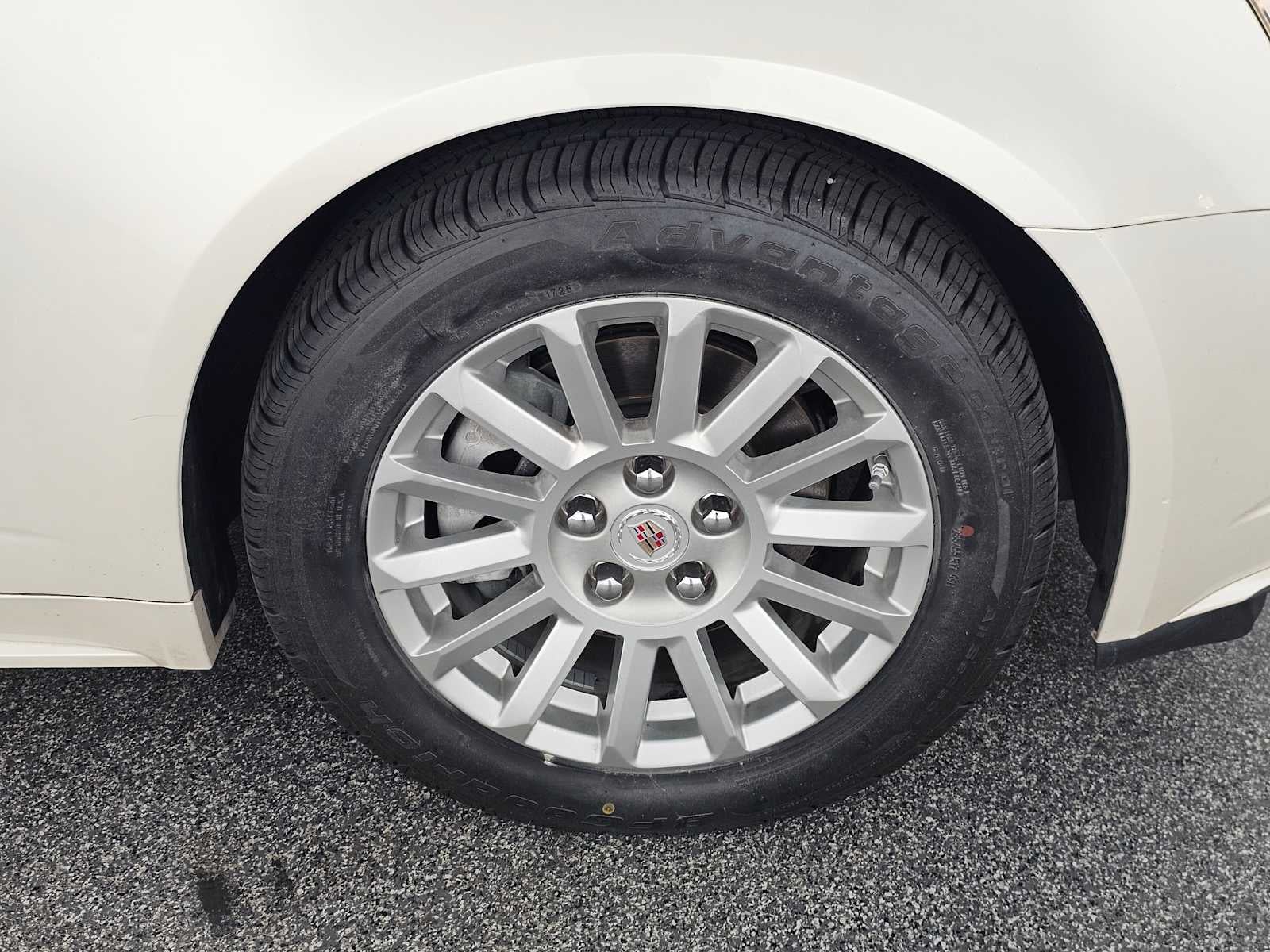 2010 Cadillac CTS Wagon Luxury