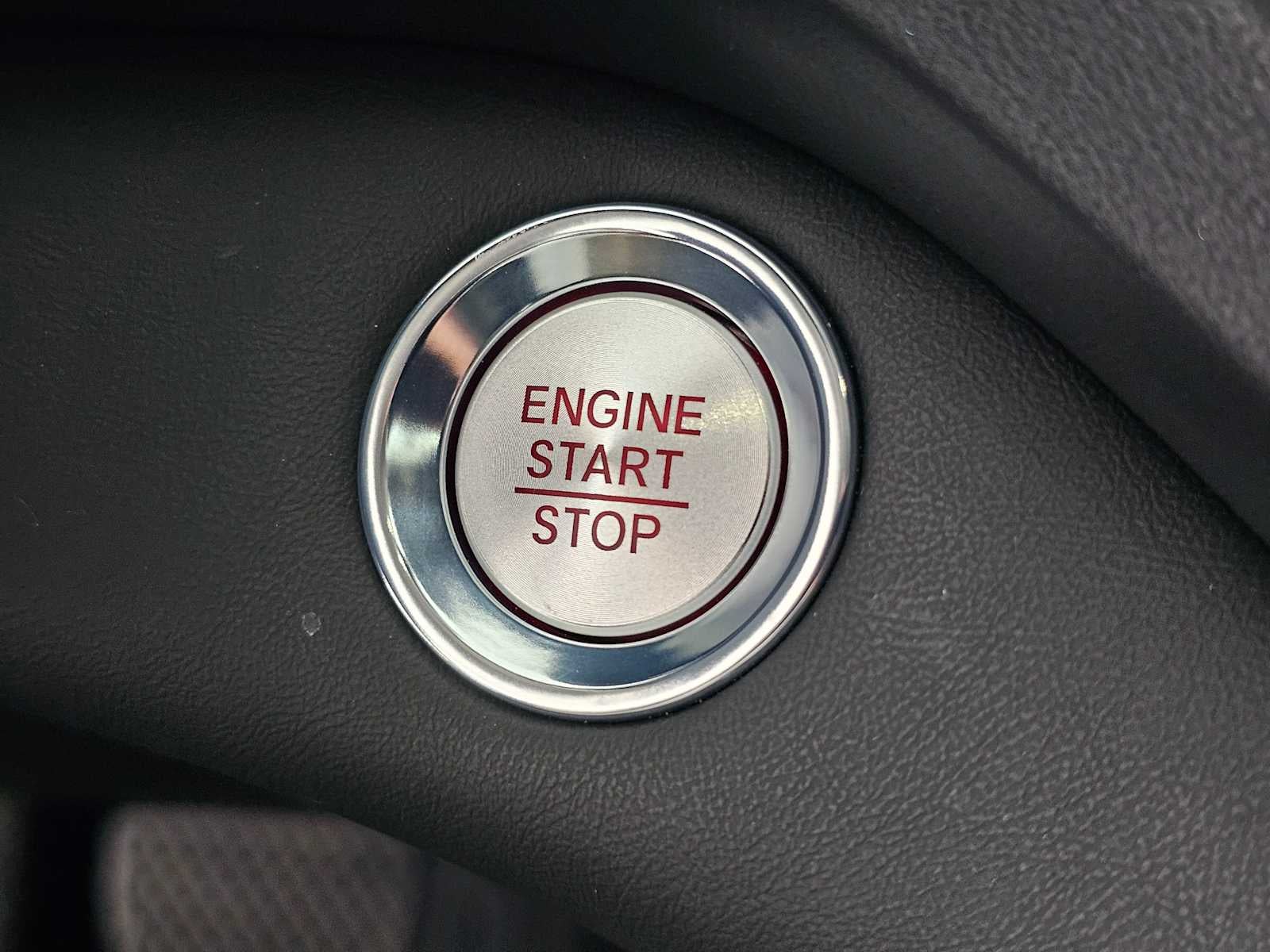 2025 Acura RDX w/Technology Package