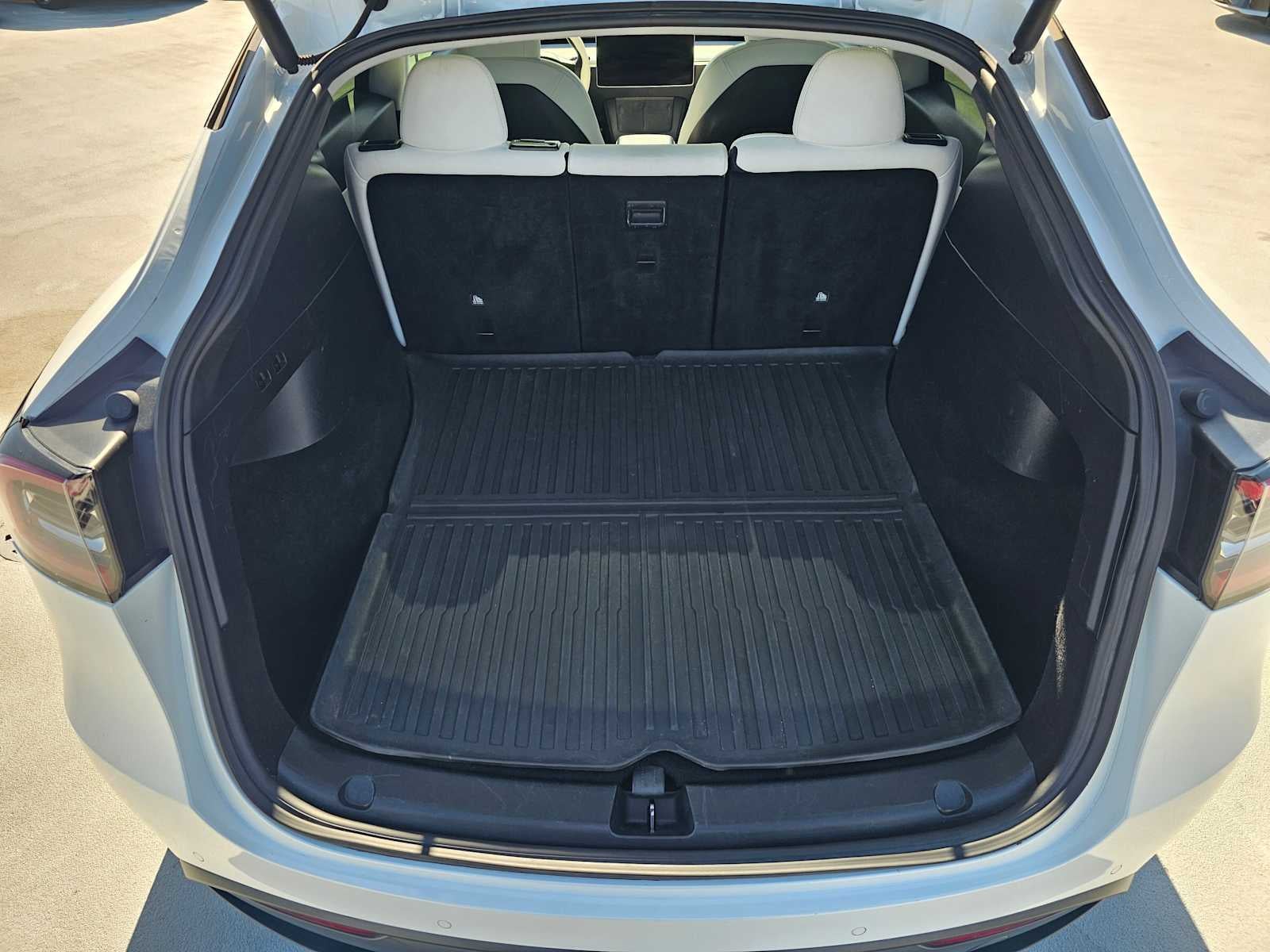 2021 Tesla Model Y Performance
