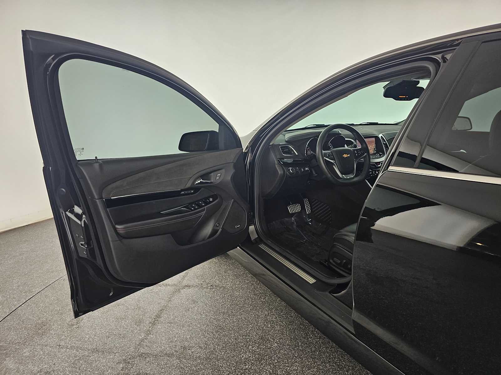 2017 Chevrolet SS 4dr Sdn