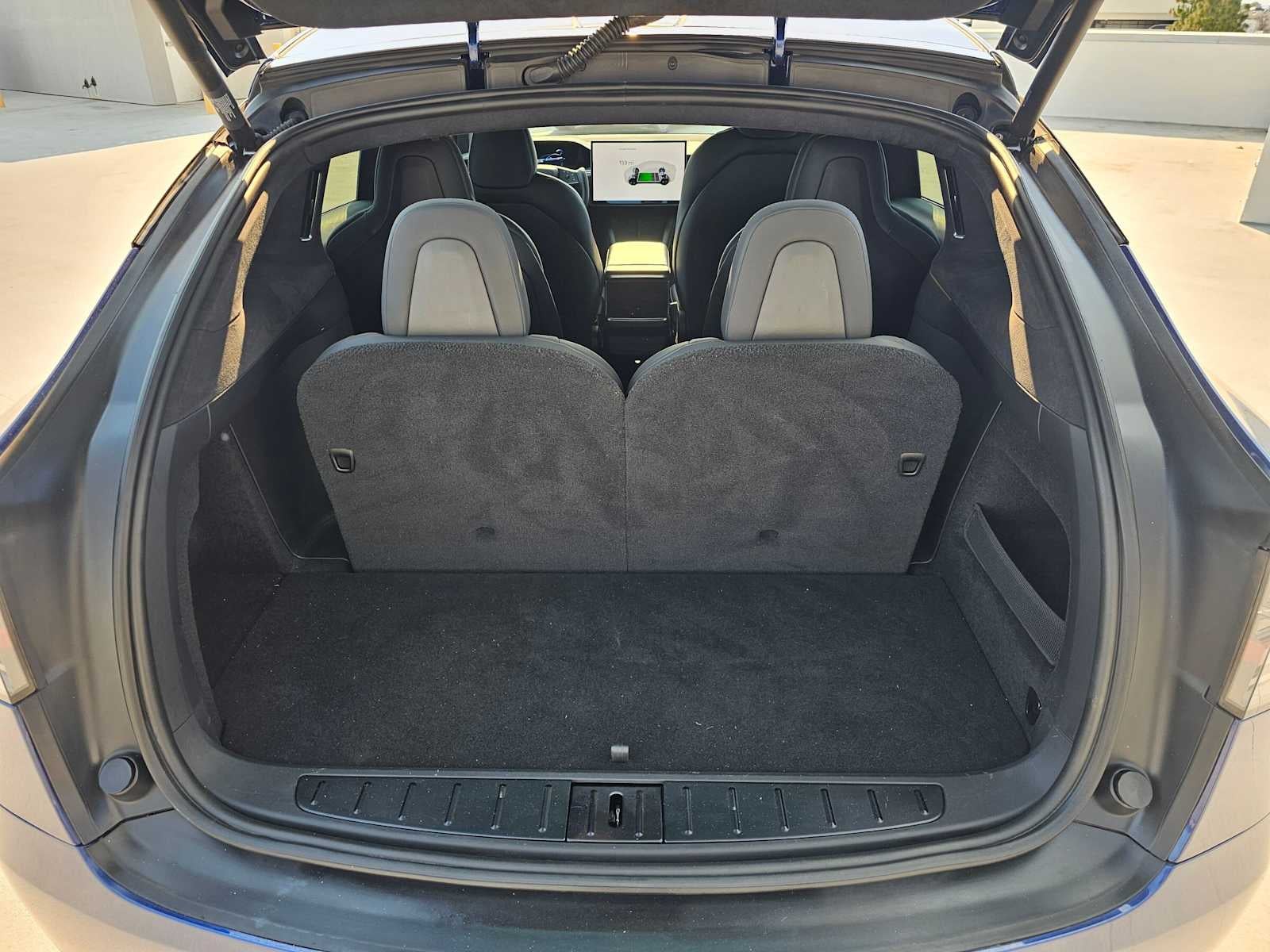 2022 Tesla Model X Plaid