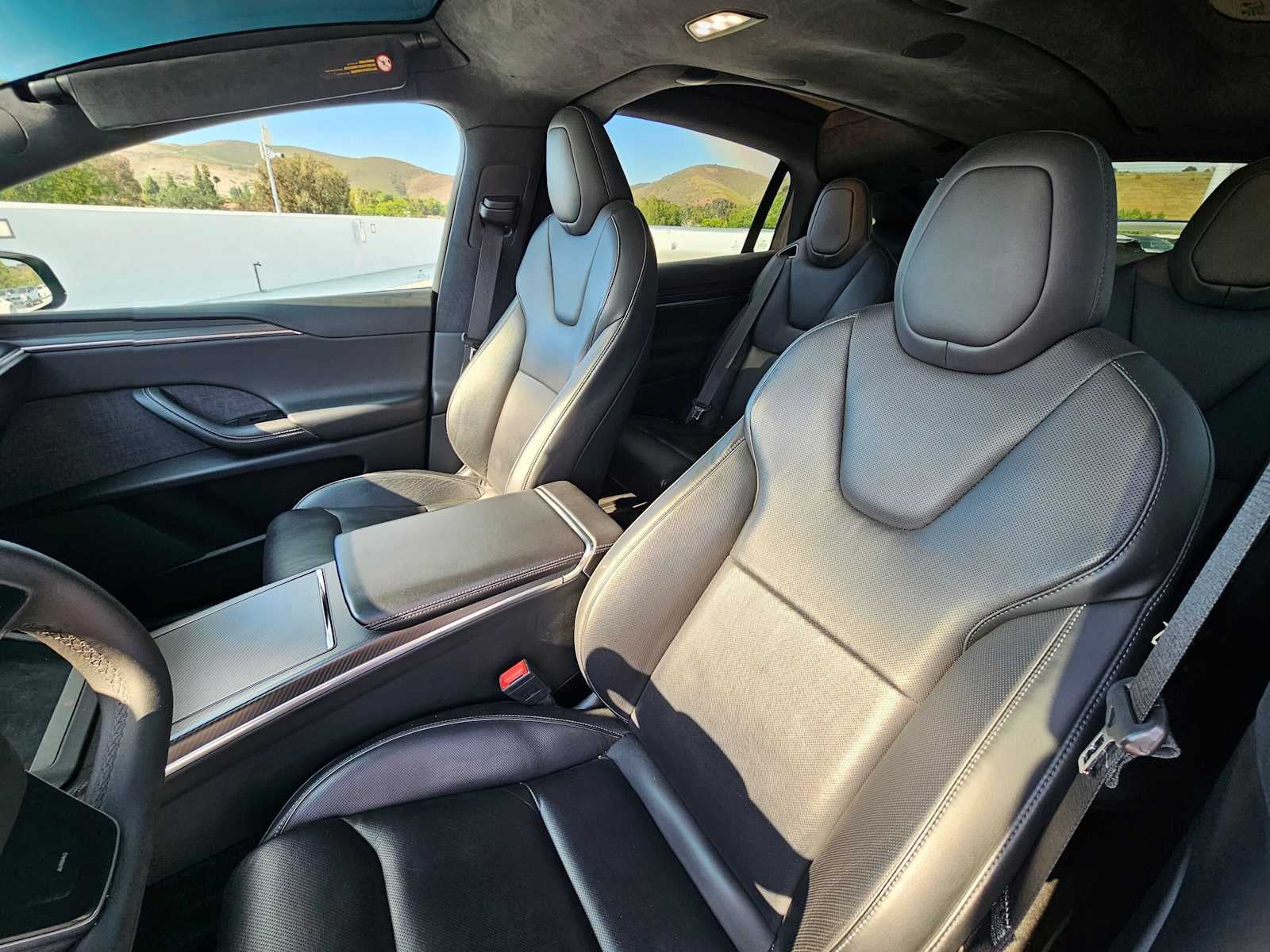 2022 Tesla Model X Plaid
