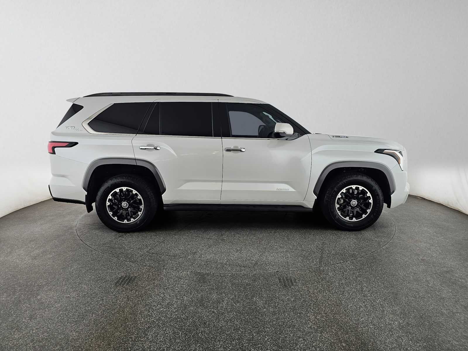 2023 Toyota Sequoia Limited